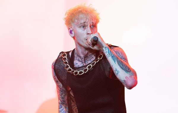 Papercuts Lyrics - Machine Gun Kelly