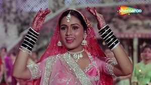 Yeh Galiyan Yeh Chaubara Lyrics - Lata Mangeshkar